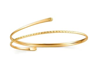 Gold Arm Cuff Bracelet – Minimalist Upper Arm Jewelry for Women, Adjustable Statement Bangle