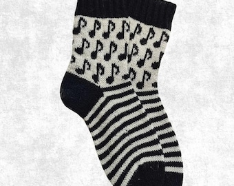 Symphony Socks Pattern PDF - Sock Knitting Pattern