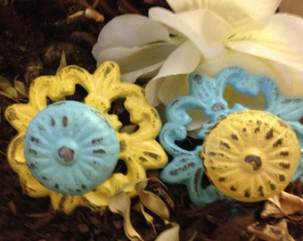 Shabby Chic Fleur De Lis Drawer Knobs, Aqua Blue & Yellow, Set of 2
