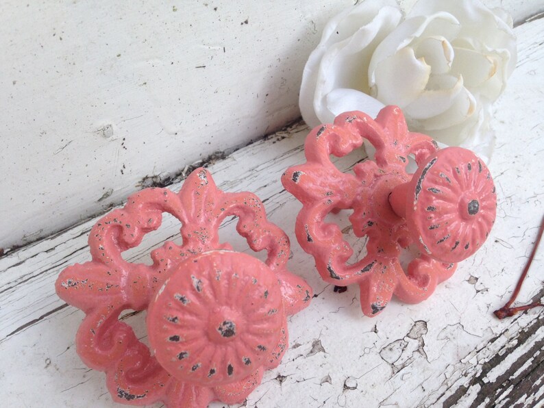 Drawer Pulls / Drawer Knobs / Shabby Chic Knobs / Fleur De Lis Knobs image 4