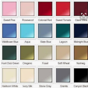 Peut inclure: Un nuancier de peinture avec 15 &eacute;chantillons de couleurs. Les couleurs sont dispos&eacute;es en trois rang&eacute;es de cinq. Les couleurs sont : Sweet Pea, Rosewood, Colonial Red, Sweet Tomato, Claret Wine, Wildflower Blue, Aqua, Slate Blue, Lagoon, Midnight Blue, Hunt Club Green, Oregano, Fossil, Soft Wheat, Nutmeg, Heirloom White, Ivory Silk, Stone Gray, Granite, Canyon Black.