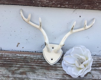 Antler Wall Hook / Shabby Chic Antler Decor / Wall Hanger / Wall Decor/ Antler Wall Hanger