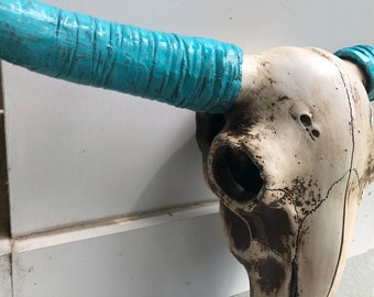 Resin Cow Skull: Western Home Decor, Turquoise Horns