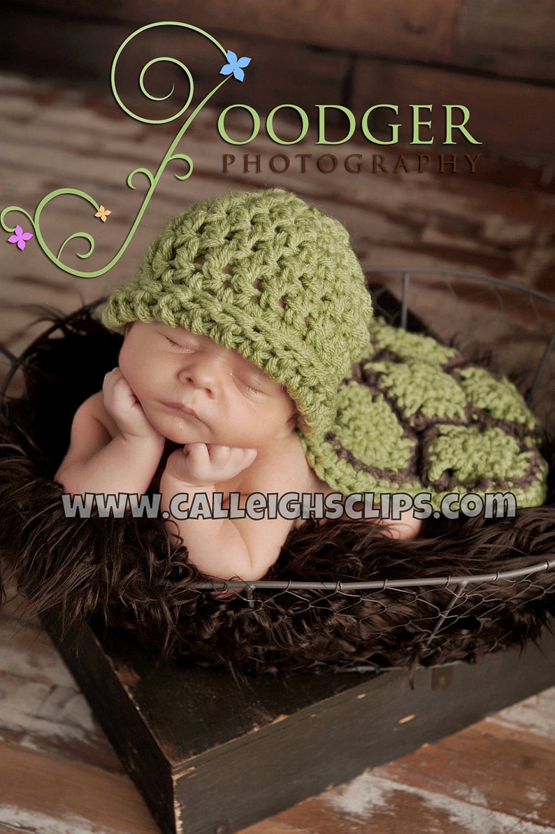 The Original Crochet Hatchling Turtle Cuddle Critter Cape Set Newborn Photography Prop image 2