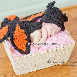 Instant Download Crochet Pattern No 14 Butterfly Cuddle Critter Cape Set Newborn Photography Prop image 2