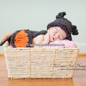 Instant Download Crochet Pattern No 14 Butterfly Cuddle Critter Cape Set Newborn Photography Prop image 3