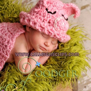 Pink Piggy Cuddle Critter Cape Set Newborn Photography Prop image 2