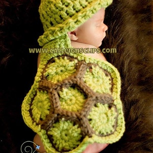 The Original Crochet Hatchling Turtle Cuddle Critter Cape Set Newborn Photography Prop image 4