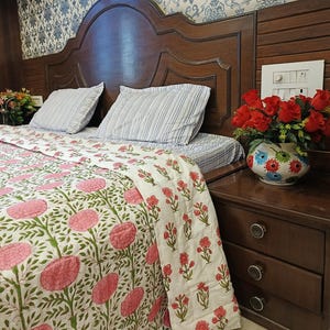 Indian Cotton Hand Block Printed Quilt, Blanket Bedspread Jaipuri Razai Bedspread Comforter, Cotton Winter Warm Razai Coverlet Quilt Blanket