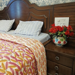 Traditional Handmade Cotton Razai, Hand Block Print Quilt, Coverlet Bed Cover Razai, Block Print Quilt Printed Reversible, Soft Summer Quilt