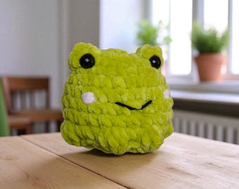 Groda - Virkad plyschleksak - Perfekt present