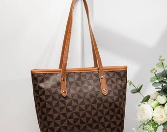 Faux Leather Tote Bag for Women, Geometric Pattern Handbag, Large Shoulder Bag, Minimalist Everyday Purse, Vegan Leather Tote, Gift for Her