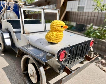 Crochet Jeep Duck: Handmade Dashboard Toy for Jeep Lovers, 2.5" tall