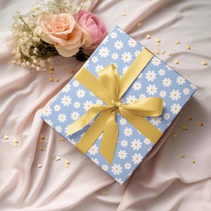 Periwinkle Blue Daisy Wrapping Paper, Blue_Indigo Navy Pattern Gift for Birthday, Floral Gift Wrap for Her, Spring Party Wrap