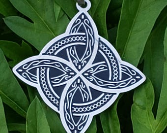 Celtic Witch Knot Pendant – Silver or Gold Finish – Protection & Power Talisman – Pagan Wiccan