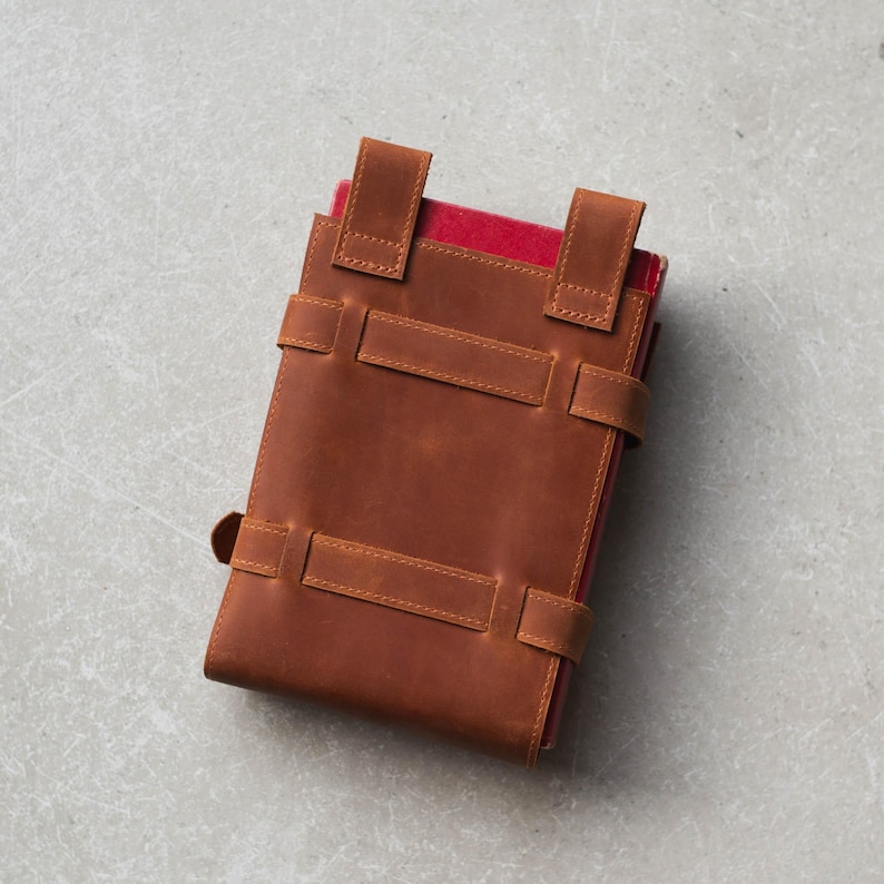 Leather Book Holder for Belt – Custom Spellbook & Medieval Book Holster, Book Carrier Case, Cosplay & LARP Belt Book Holsters