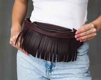 Riñonera de piel con flecos, estilo bohemio, para festivales, estilo western, bandolera o bolso de concierto.
