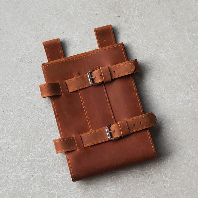 Leather Book Holder for Belt – Custom Spellbook & Medieval Book Holster, Book Carrier Case, Cosplay & LARP Belt Book Holsters
