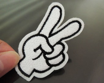 Iron on Patch - Finger Patch Cartoon Finger with Win Hand Patches Black and White Iron on Applique Embroidered Patch Sewing Patch