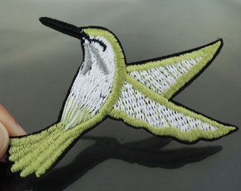 Bird Iron on Patch Animal patches Hummingbird patch Applique embroidered patch Iron On Patch Sew On Patch