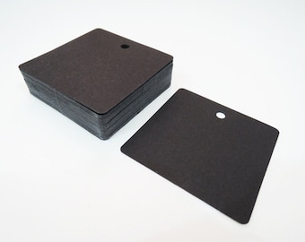 Schwarze Papieranhänger - 50 Stück Schwarze Anhänger Preisschilder Geschenkanhänger Schwarze Karte Anhänger mit Loch 6cm x 6cm