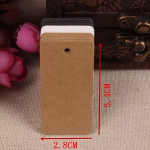 Etiquetas de papel Kraft - 50 peças Etiquetas Kraft Etiquetas retangulares médias Etiquetas de preço Etiquetas penduradas Etiquetas de presente Etiquetas marrons Etiquetas simples com furo 5,4 cm x 2,8 cm