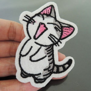 Iron On Patch - Happy Little Cat Kitty Patches Animal patch Applique embroidered patch Sew On Patch