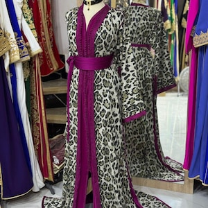 Handmade Kaftan – Luxury Takchita-Moroccan Wedding Dress-Bridal Takchita-Luxury Takchita-Moroccan Takchita