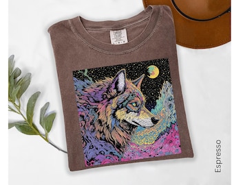 Psychedelic Wolf Shirt, Wolf Vintage 90s Graphic Style Comfort Colors Tshirt, Wild Nature Wolf Howling Moon, Y2k 2000s Wolf Shirt,Hippie Tee