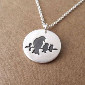 Personalized Mother and Two Baby Birds Necklace, Two Kids Children, Engraved Heart, Fine Silver, Sterling Silver Chain, Made To Order image 3