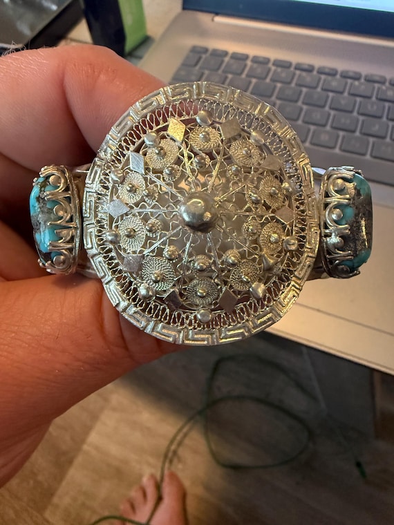 Stunning Western Style Turquoise Cuff Bracelet Size 7