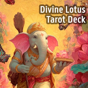 Può includere: Un mazzo di tarocchi intitolato "Divine Lotus Tarot Deck" con illustrazioni vibranti. Le carte raffigurano figure e scene con temi spirituali, tra cui Il Mago, L'Imperatrice e Gli Amanti. L'opera d'arte è ricca di colori e dettagli, con uno stile fantasy.