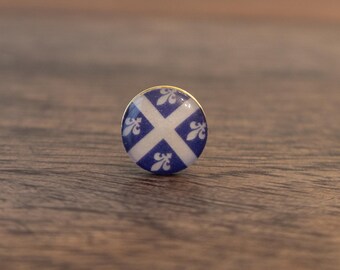 Quebec Flag Map Pin | Wooden Travel Map Pin