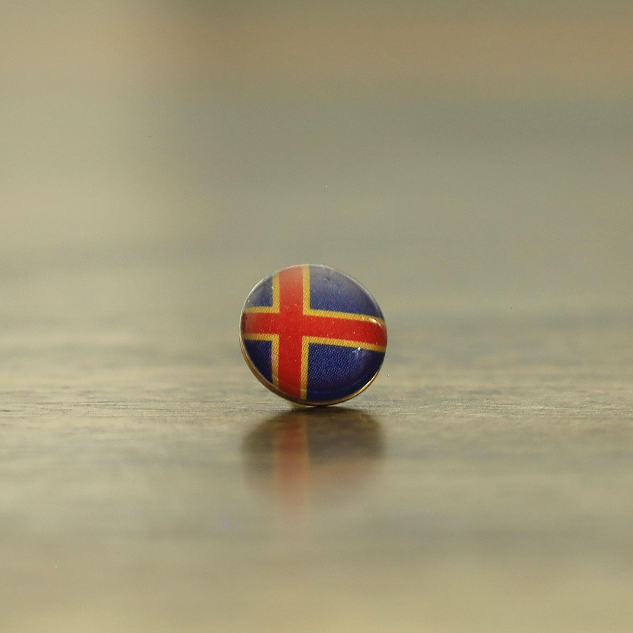Åland Flag Map Pin | Aland Flag push pin | Åland map pin for wood map