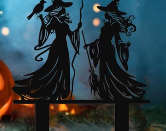 Halloween Witch Metal Yard Stakes, Outdoor Witches with Broom and Crow, Spooky Lawn Decoration, Gothic Witchy Garden Decor