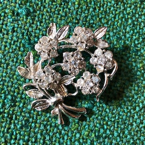1940&#39;s-50&#39;s Silver Rhinestone Floral Brooch