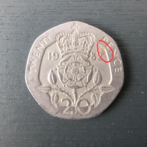 希少なイギリス1983年1ポンド硬貨 - Etsy 日本
