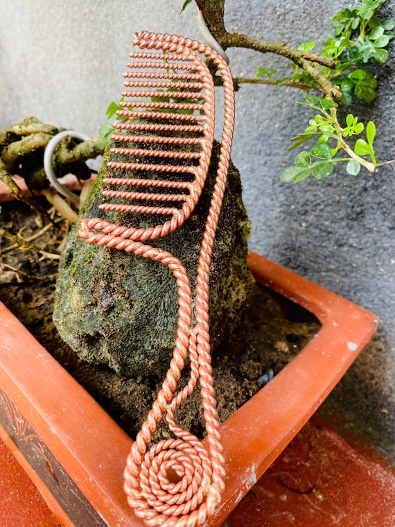 Copper Frequency Comb - The Perfect Addition to Your Spiritual Wellness Routine