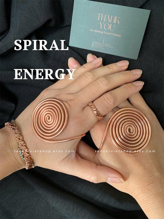 Copper Energy Spiral Hand Ring– Handcrafted Tool for Meditation, Manifestation & Energy Healing
