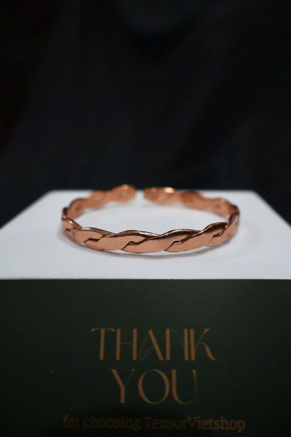 Minimal Twisted Copper Tensor Bracelet – Custom Frequency Jewelry, Tensorviet