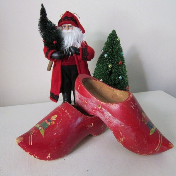 Vintage Dutch Saint Nick Christmas Red Shoes Clogs Old World Under 15