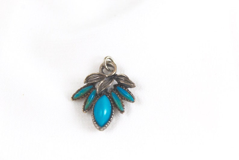 Vintage Turquoise Pendant Earrings Set Faux
