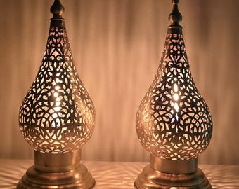 Marokański złoty zestaw świeczników typu tealight Duo — ręcznie rzeźbiony zestaw | Marokański lampion na świece | Wystrój domu | Prezent