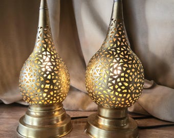 Marokański lampion Duo, metal platerowany złotem, 30 cm + 33 cm – ręcznie robione ażurowe lampy z Fezu