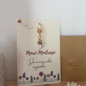 Carte “Merci Maîtresse” + Porte-clé plante | Cadeau fin d’année scolaire | Carte fleurie et douce | Remerciement personnalisé institutrice