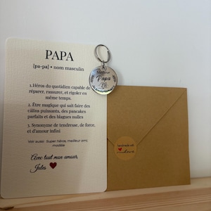 Carte Fête des Pères avec Porte-Clé – “Meilleur Papa de toute la Terre” – Cadeau Émotion et Humour – Emballage Kraft
