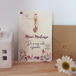 Carte cadeau “Merci Maîtresse” + Porte-clé cactus | Cadeau de fin d’année | Fleurs séchées et message touchant | Cadeau personnalisé pour in