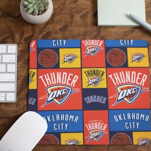CustomCat Oklahoma City Okc Thunder Vintage NBA Crewneck Sweatshirt Sport Grey / XL