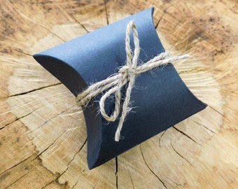Mini Wrap Black Pillow Boxen. 2,5x1,5 inch. Pakket van 5. Black Pillow Boxes, Wedding Favor, Rustic Party Favor, Small Pillow Boxes Gifts