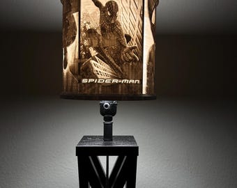 Lampada litofania da supereroe / Luce fotografica a LED personalizzata / Coprilampada in stile fumetto